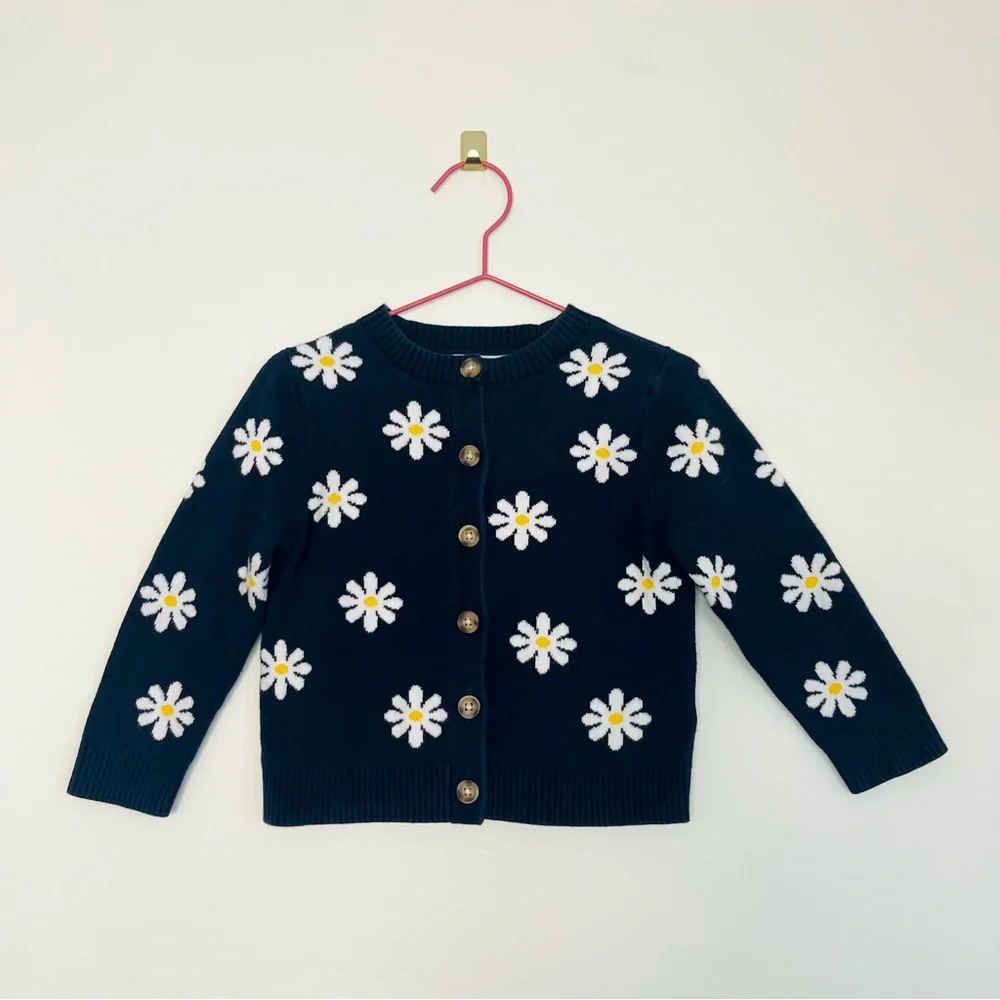 Old Navy Daisy Cardigan - Picture 1 of 3